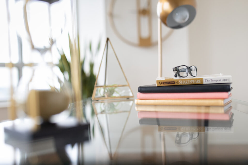 Sell Home by Staging the Listing with Neutral Palette